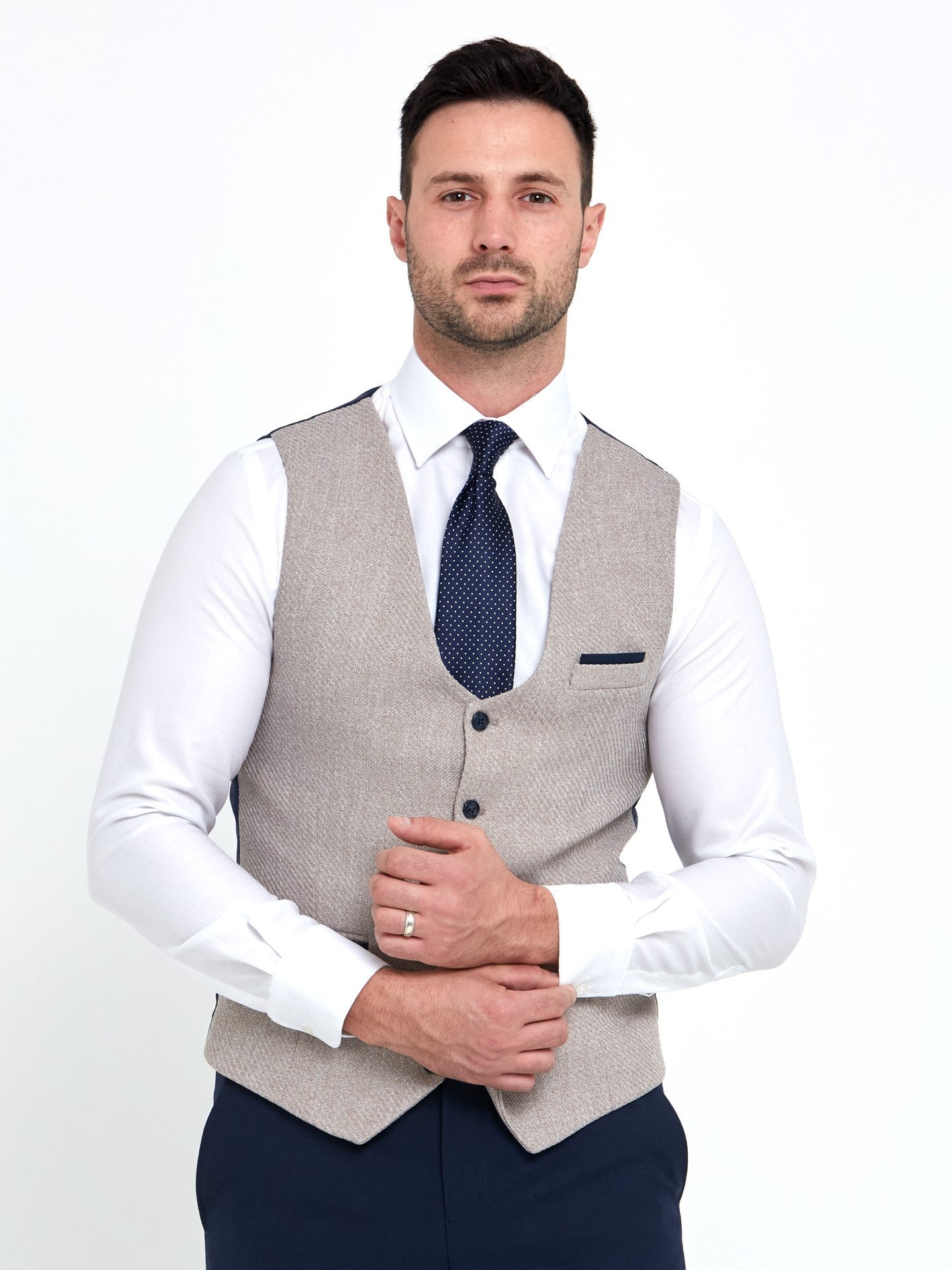 Benetti-Simon-Beige-waistcoat.4jpg