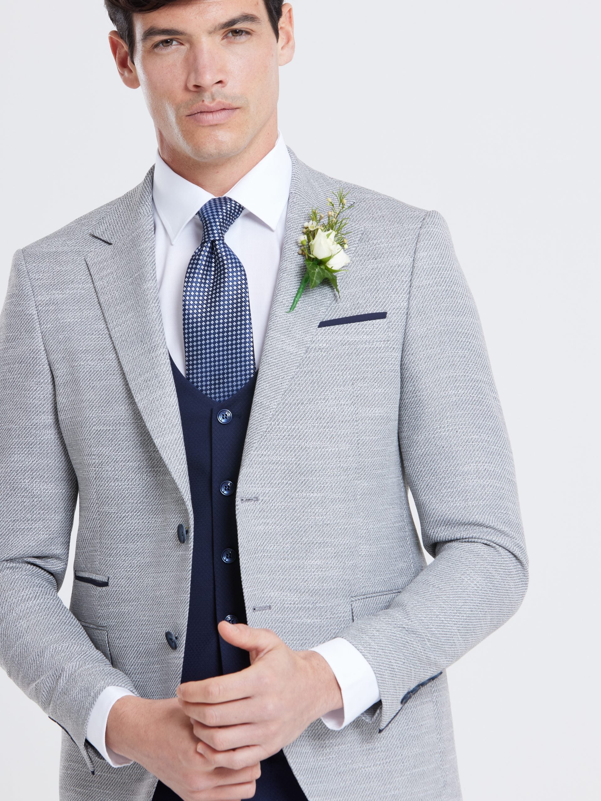 Benetti_Wedding_Suits_Harold_Jacket_silver_3jpg