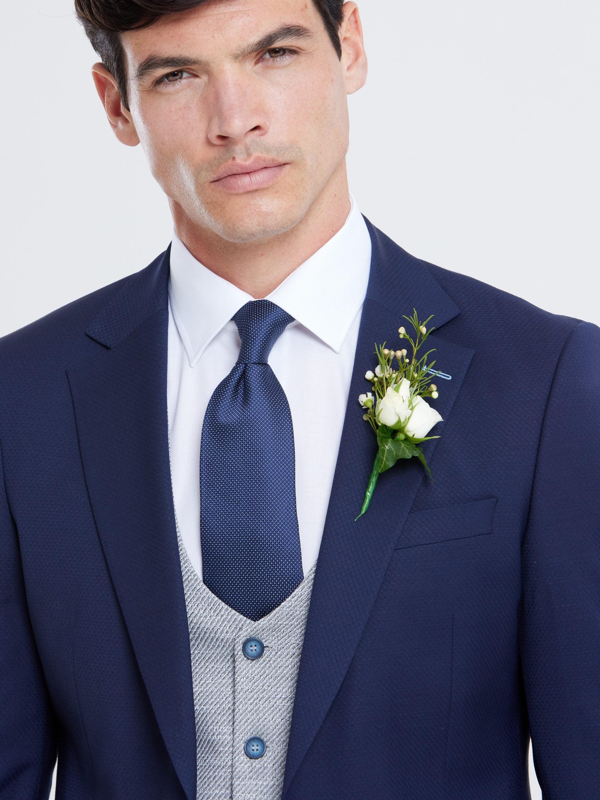 Benetti_Wedding_Suits_Harold_waistcoat_ice.4jpg