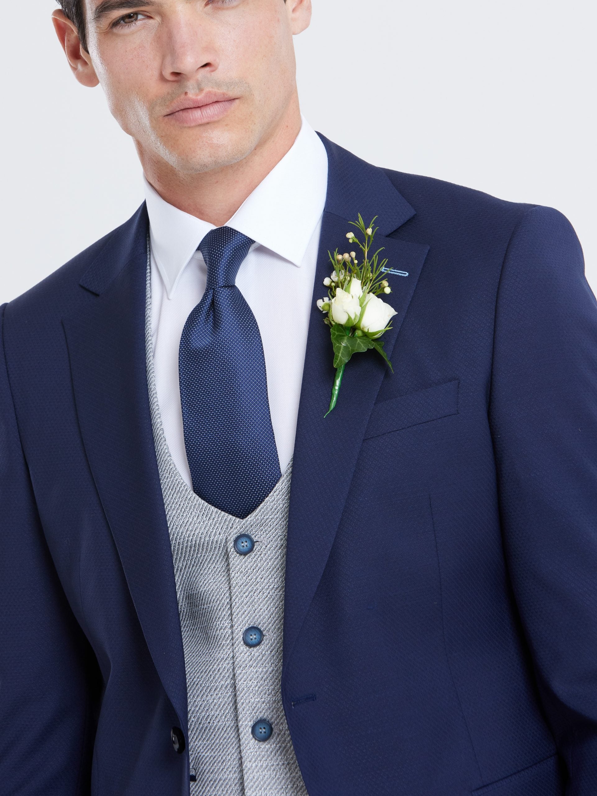 Benetti_Wedding_Suits_Harold_waistcoat_ice.5jpg