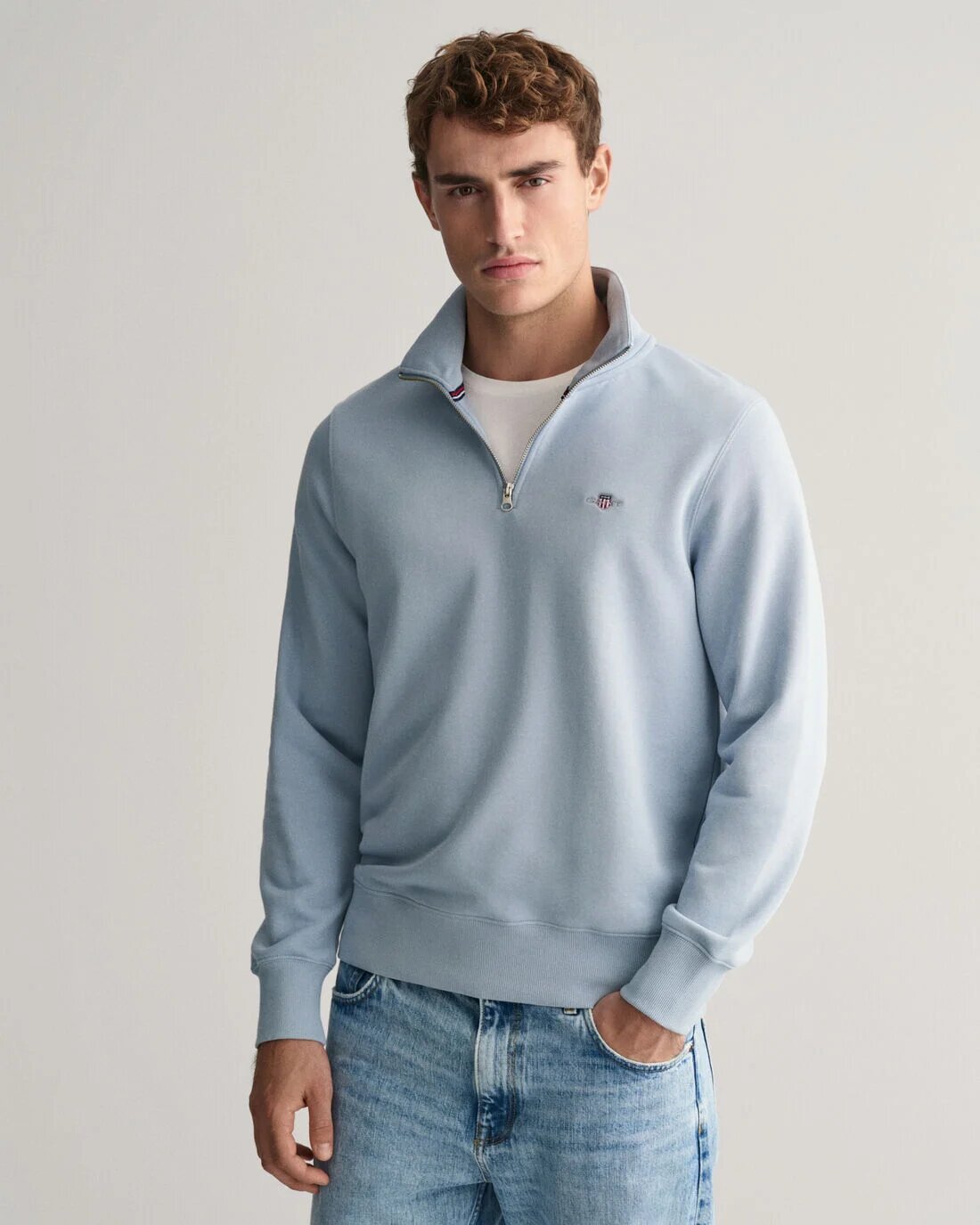 Gant Regular Shield Half Zip Sweatshirt 474