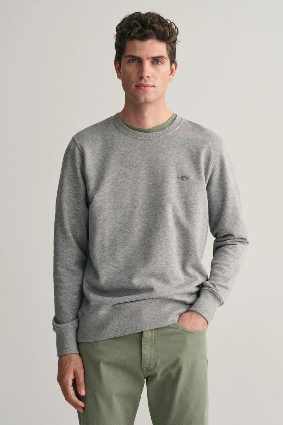 Gant Regular Shield Crew Sweat Shirt