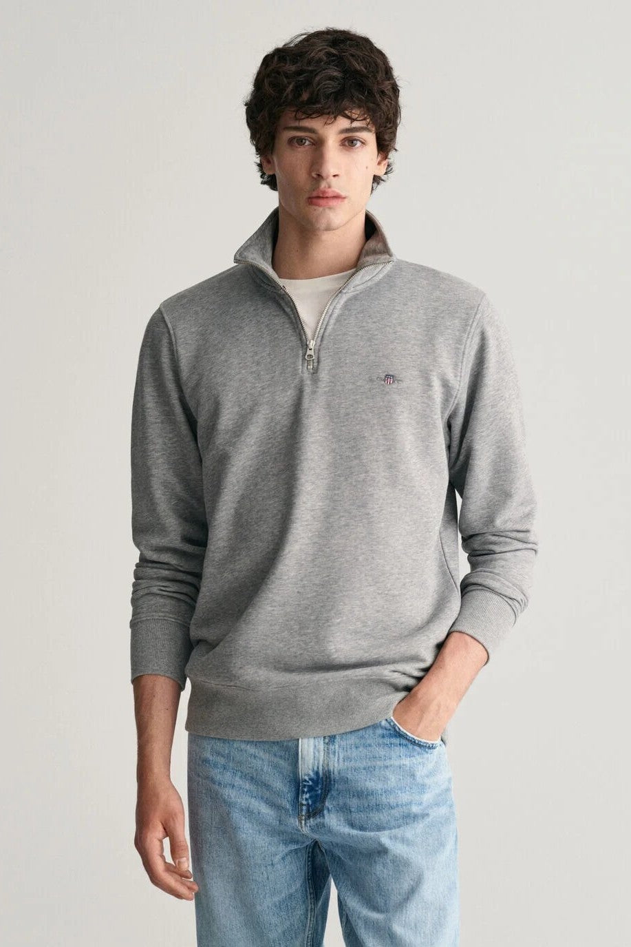 Gant Regular Shield Half Zip Sweatshirt