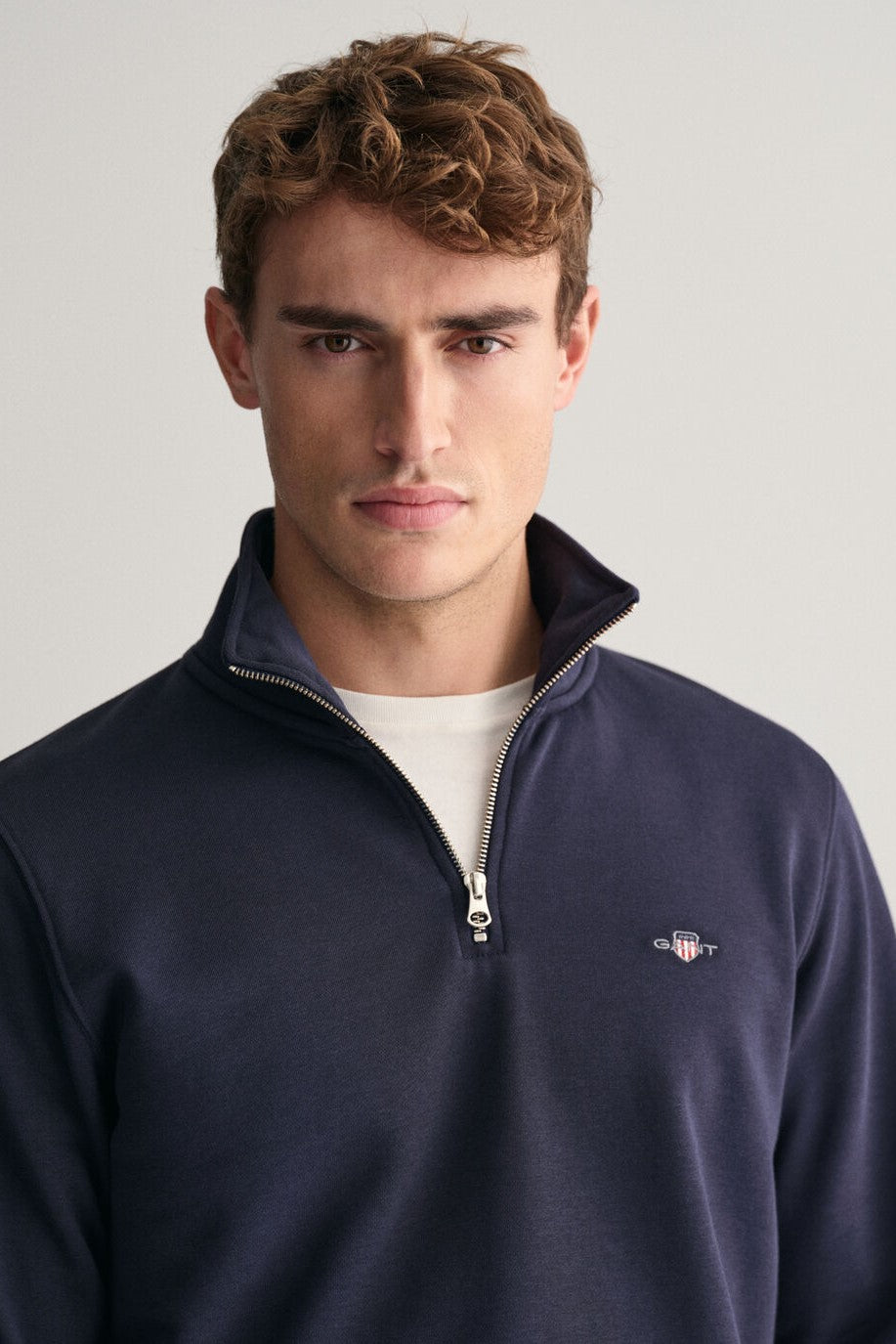 Gant Regular Shield Half Zip Sweatshirt