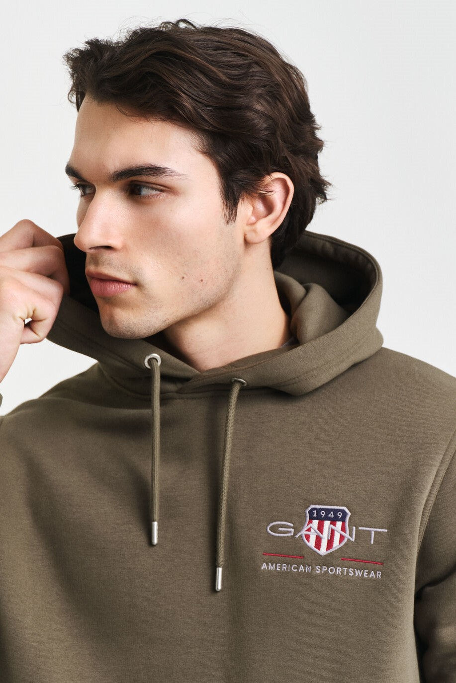 Gant Medium Archive Shield Hoodie Juniper Green