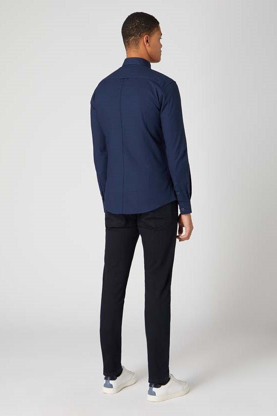 Remus_AW23_Slim_Oxford_Shirt_Navy.3