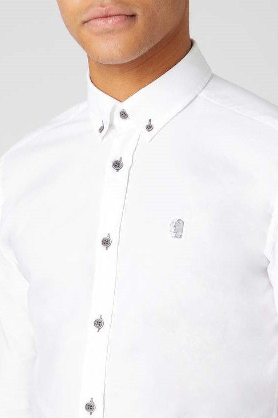 Remus_AW23_Slim_Oxford_Shirt_White.3