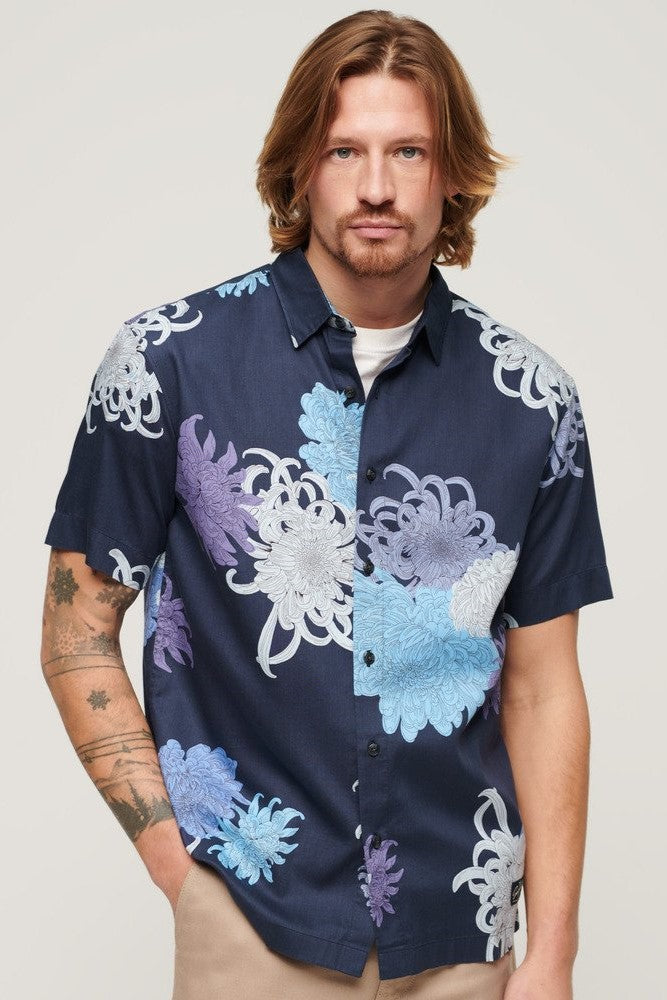 SuperdrySS24_Hawaiian_Shirt_Navy_Chrys