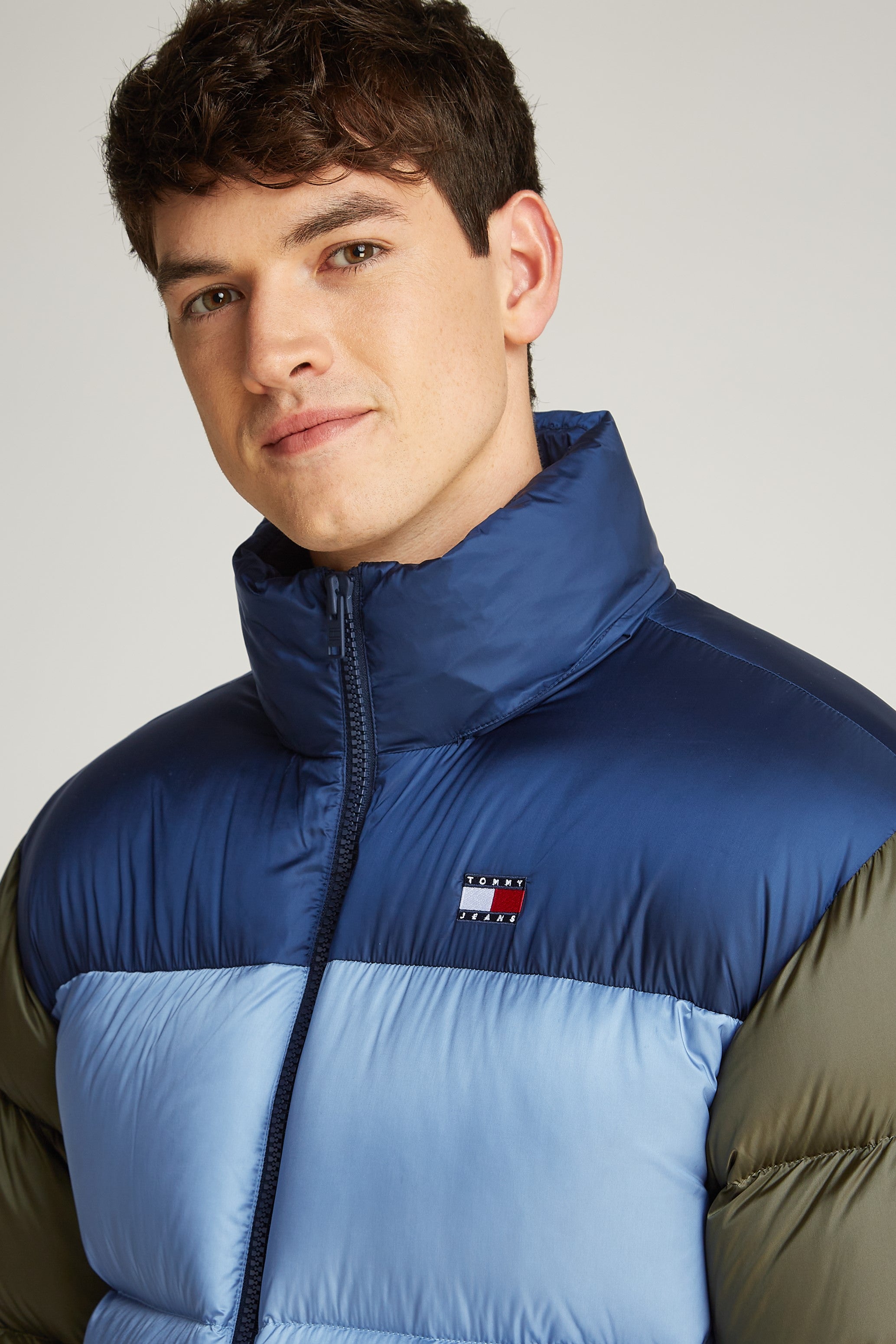 Tommy Jeans Alaska Packable Hooded Puffer