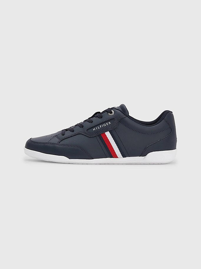 tommy_hilfiger_classic_signature_trainer_FM0FM04277_DW5-5