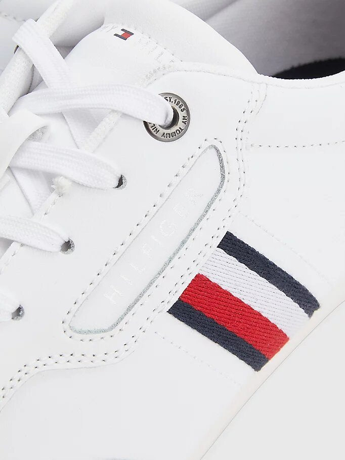 tommy_hilfiger_classic_signature_trainer_FM0FM04277_white.3